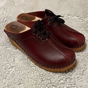Women's Burgundy Leather Mules